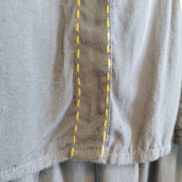 Studio X Women's Black Sheer Floral Embroidered Blouse Sz M - Picture 4 of 11